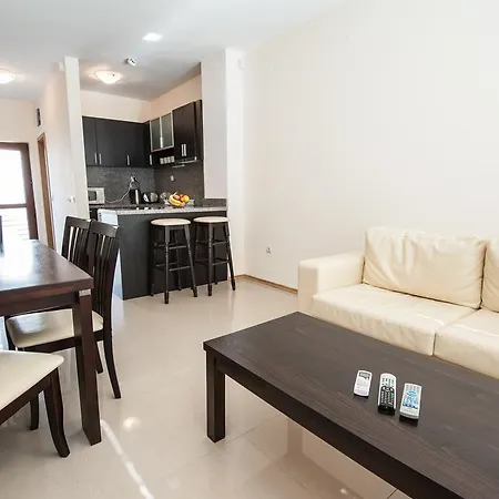 Lighthouse Golf Complex&villas *