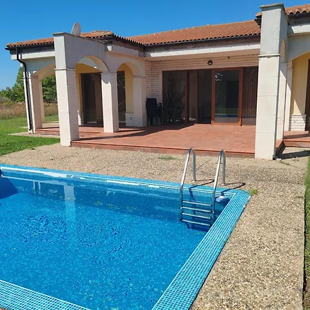 Daire Lighthouse Golf Complex&villas *