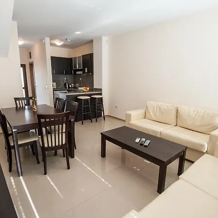 Lighthouse Golf Complex&villas 公寓 巴尔奇克